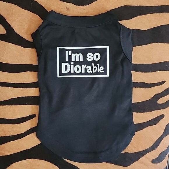 Dog Tee Brand New for Small Dogs Onesie Dog Mom Chihuahua - Picture 1 of 5